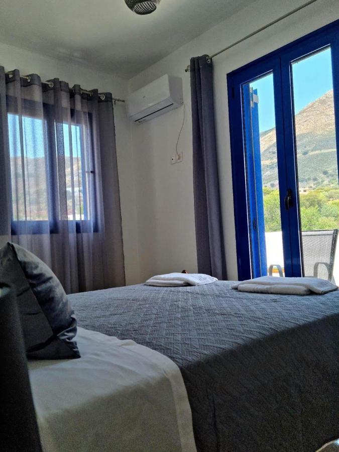 Dionysia Apartments Livadia  المظهر الخارجي الصورة