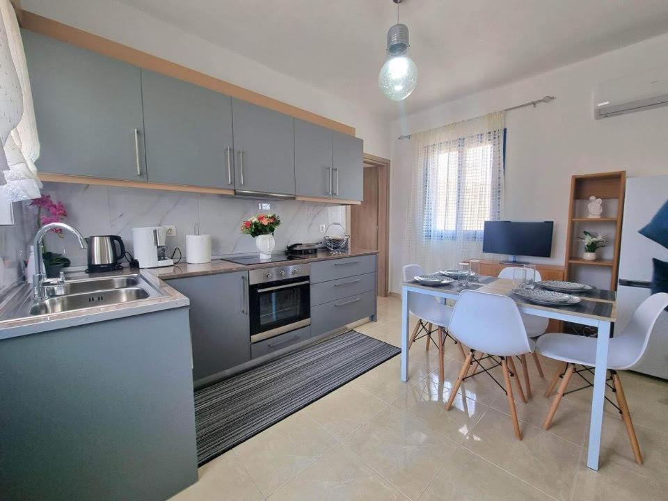 Dionysia Apartments Livadia  المظهر الخارجي الصورة