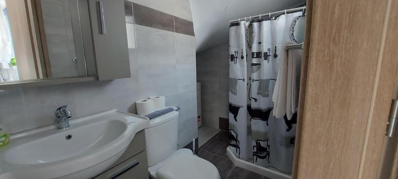 Dionysia Apartments Livadia  المظهر الخارجي الصورة