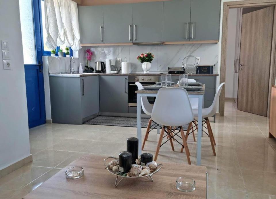 Dionysia Apartments Livadia  المظهر الخارجي الصورة