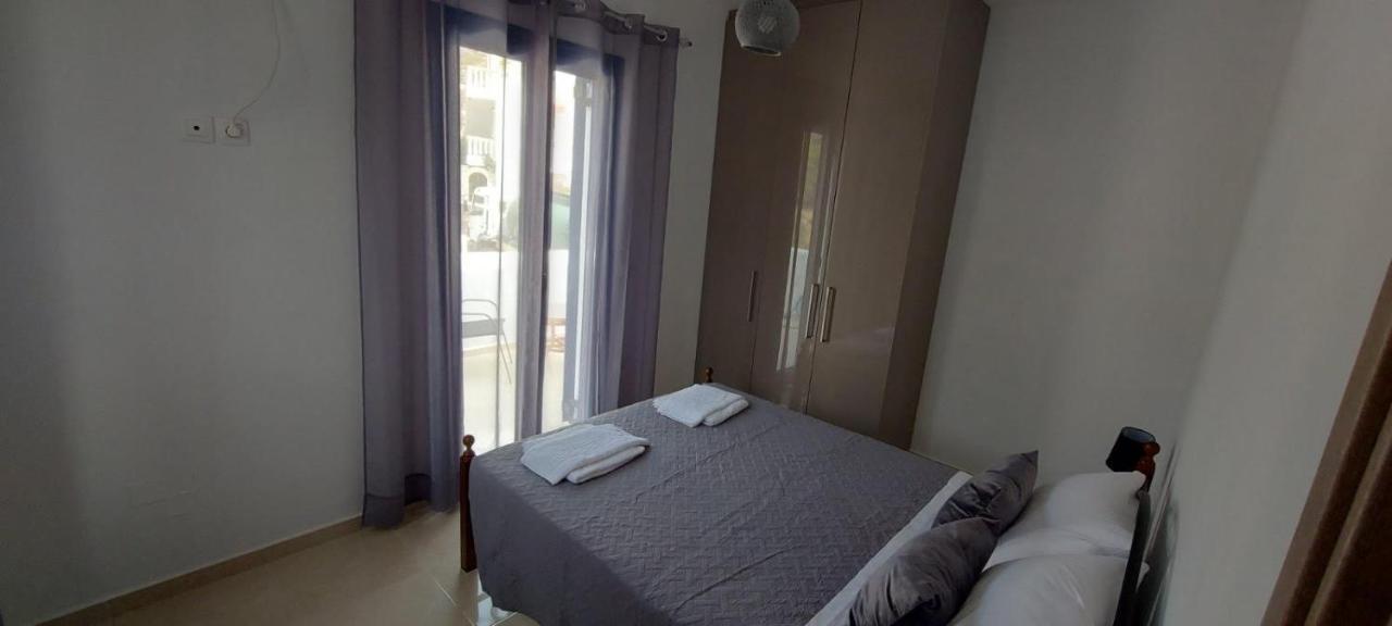 Dionysia Apartments Livadia  المظهر الخارجي الصورة
