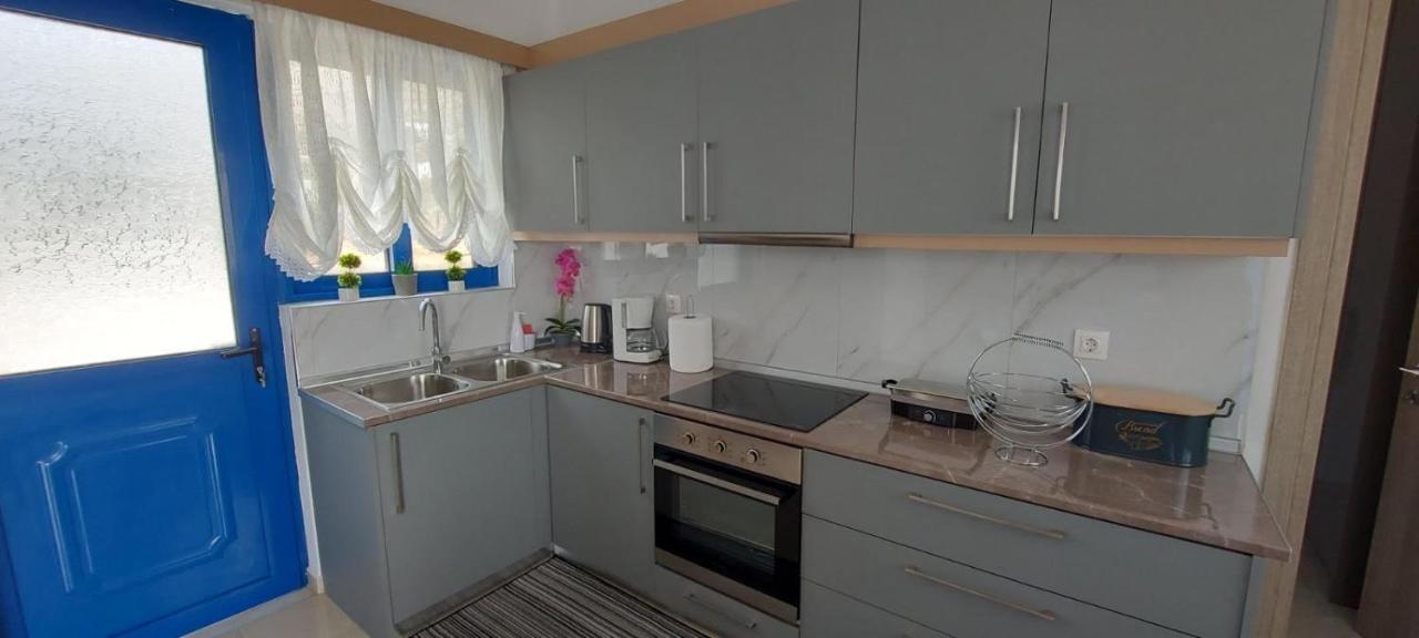 Dionysia Apartments Livadia  المظهر الخارجي الصورة